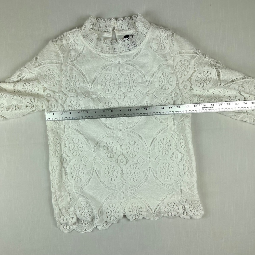 DNA White Floral Guipure Lace Mock Neck Long Sleeve Blouse Top Medium - Picture 7 of 8
